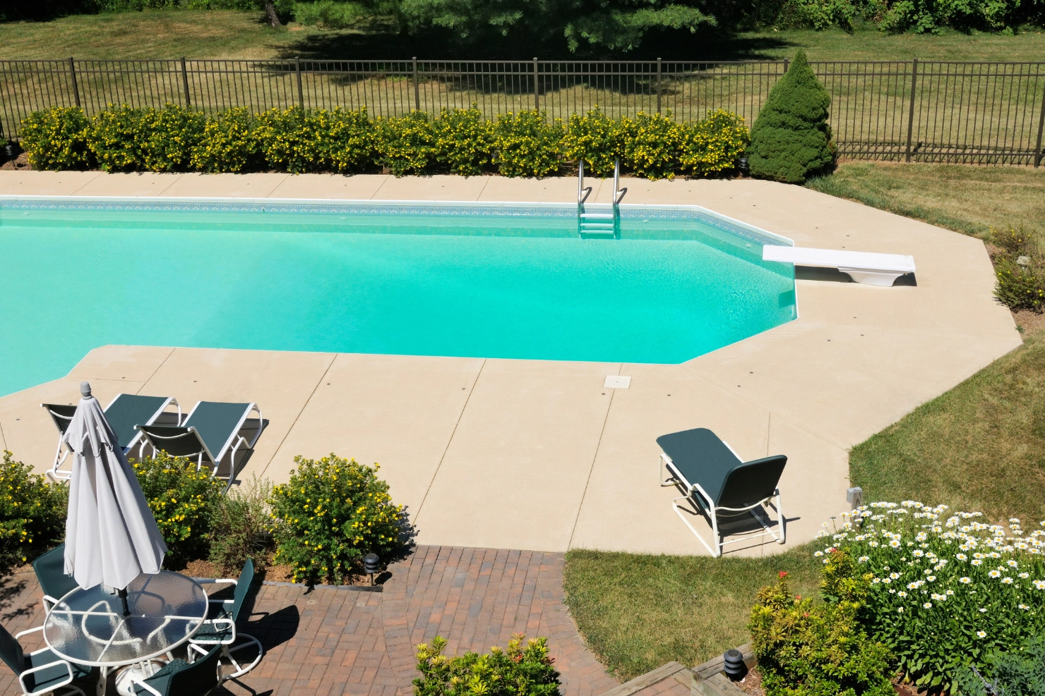 The Real Reason Your Pool Water Level Drops Too Fast