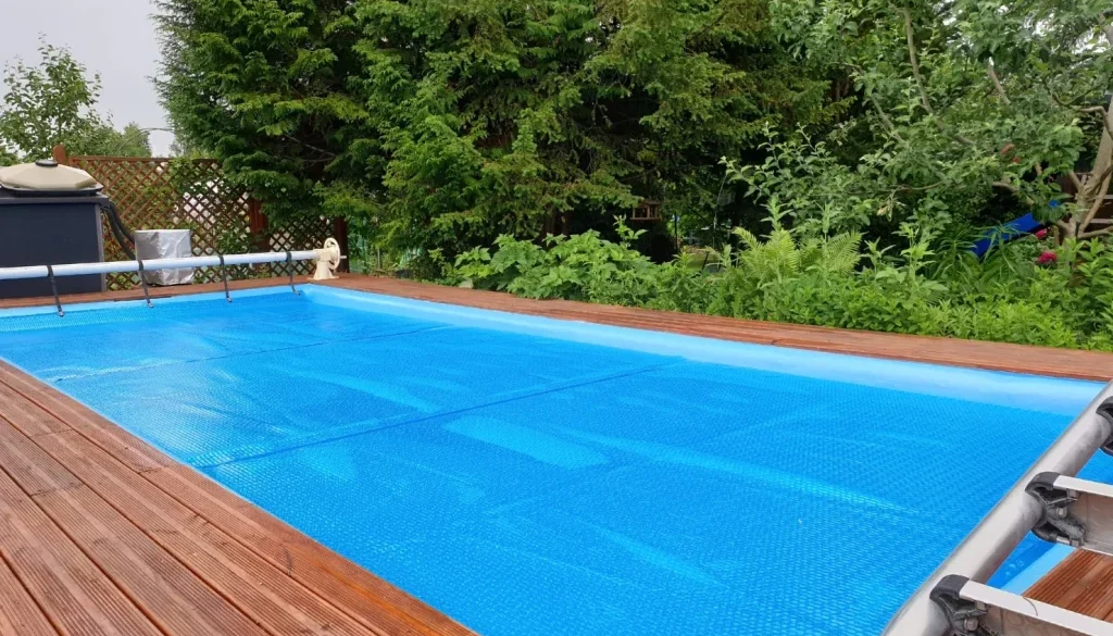 What Makes A Pool Safety Cover Worth Installing Before Winter Starts