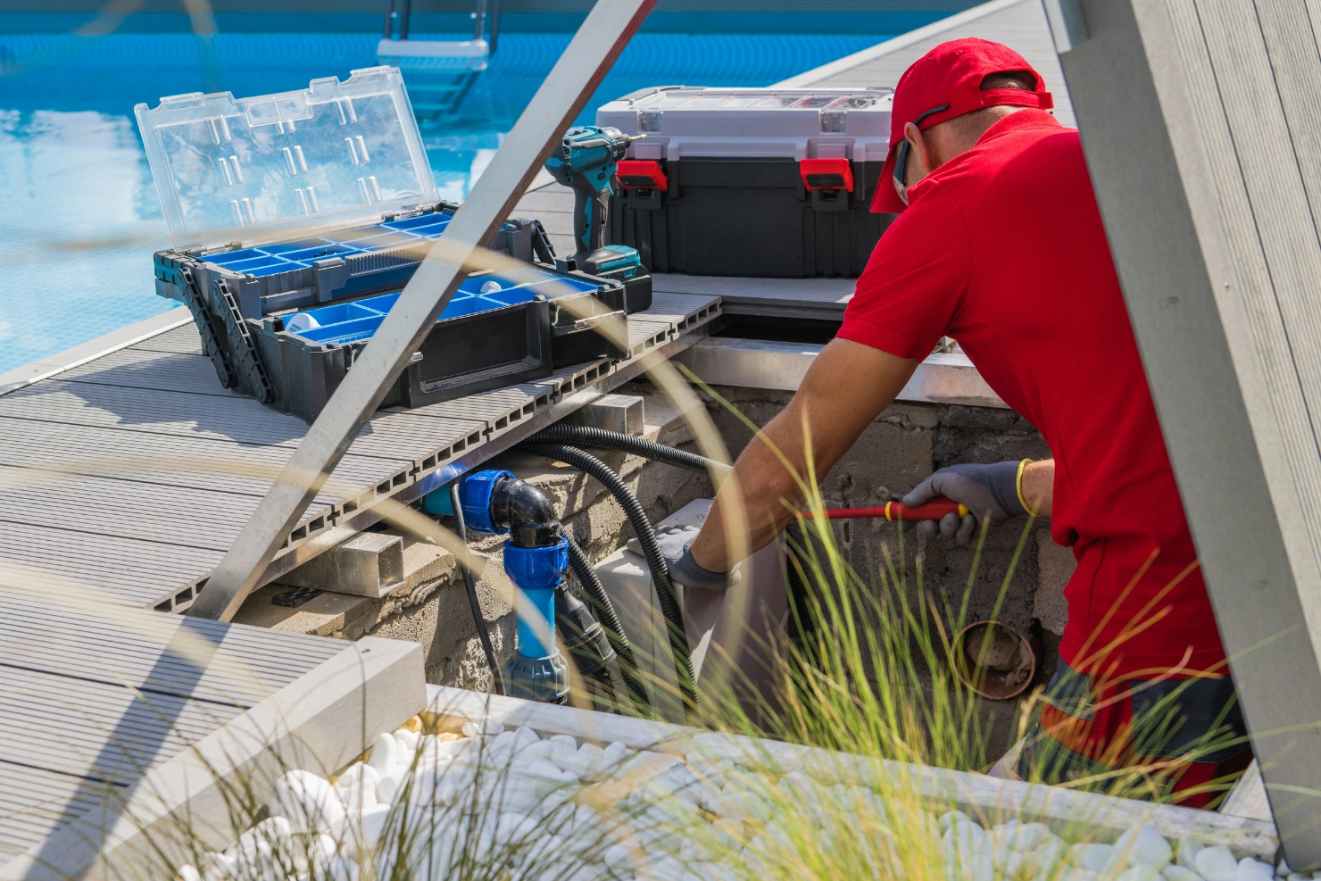 Pool Filter Repair Versus Replacement: Making the Right Long-Term Decision